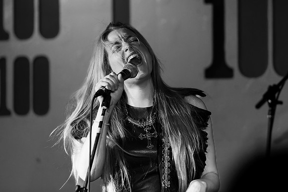 Jo Harman 3 b&w
