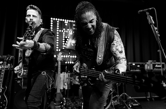 Limehouse Lizzy-1-61